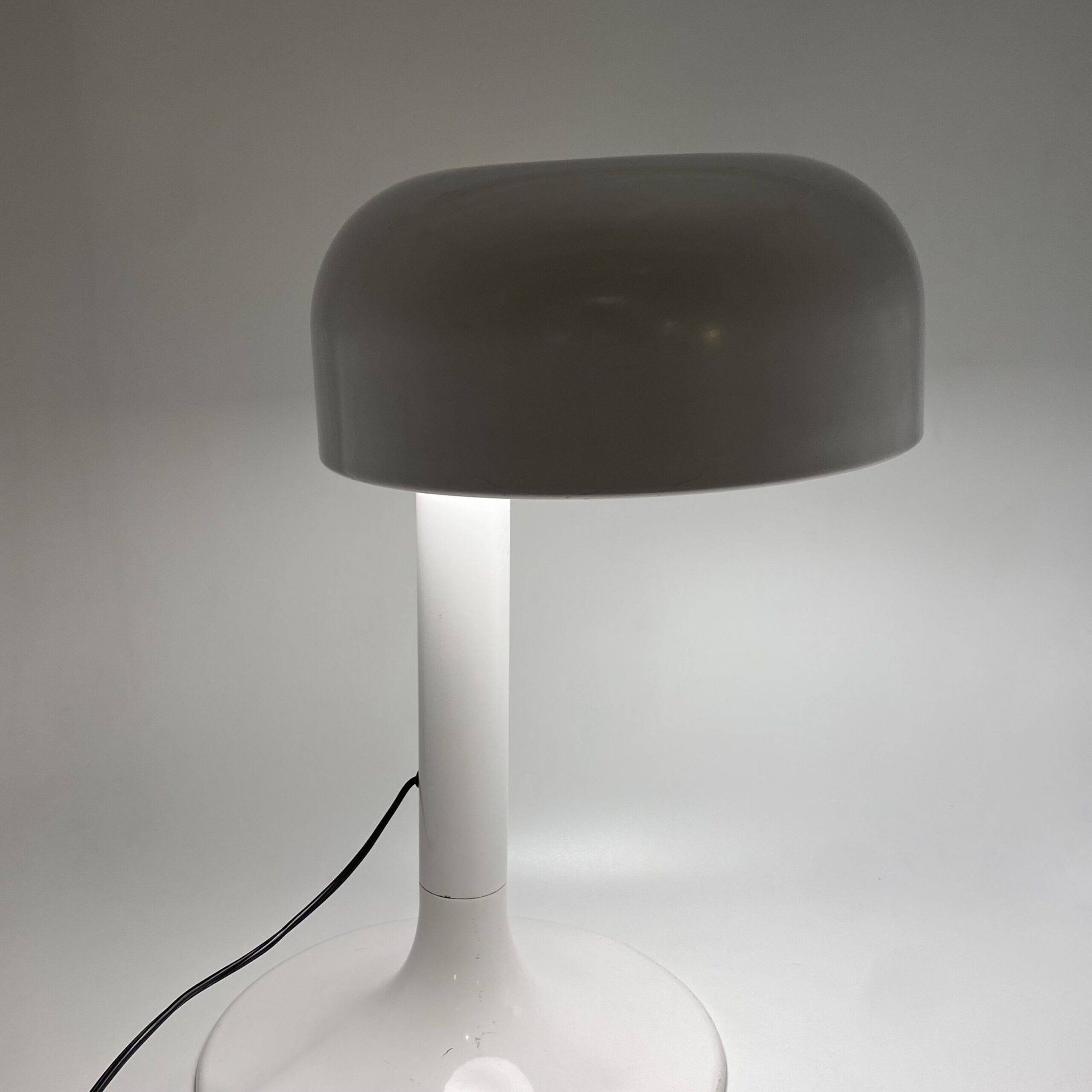 "Studio" lamp model 3105 – Carlo Viligiardi for Stilnovo, 1972