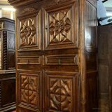 18th century cabinet or cabinet in solid walnut circa 1760