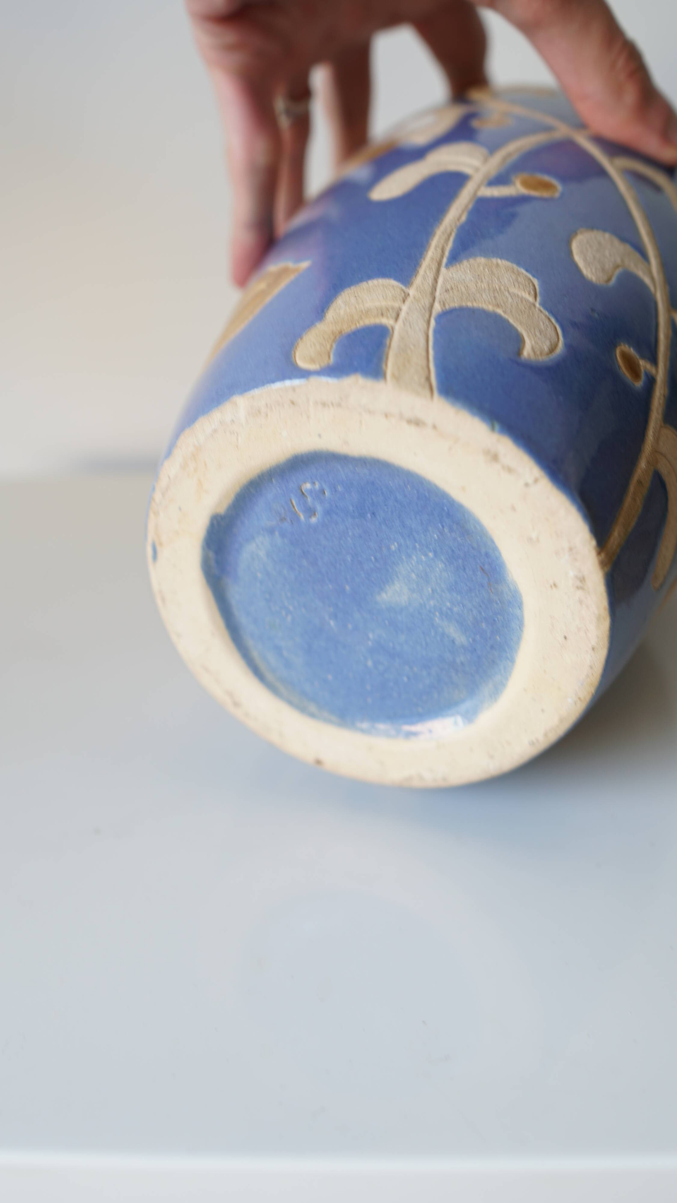 Glazed stoneware vase – floral decoration in relief – Keramis style – 1970s