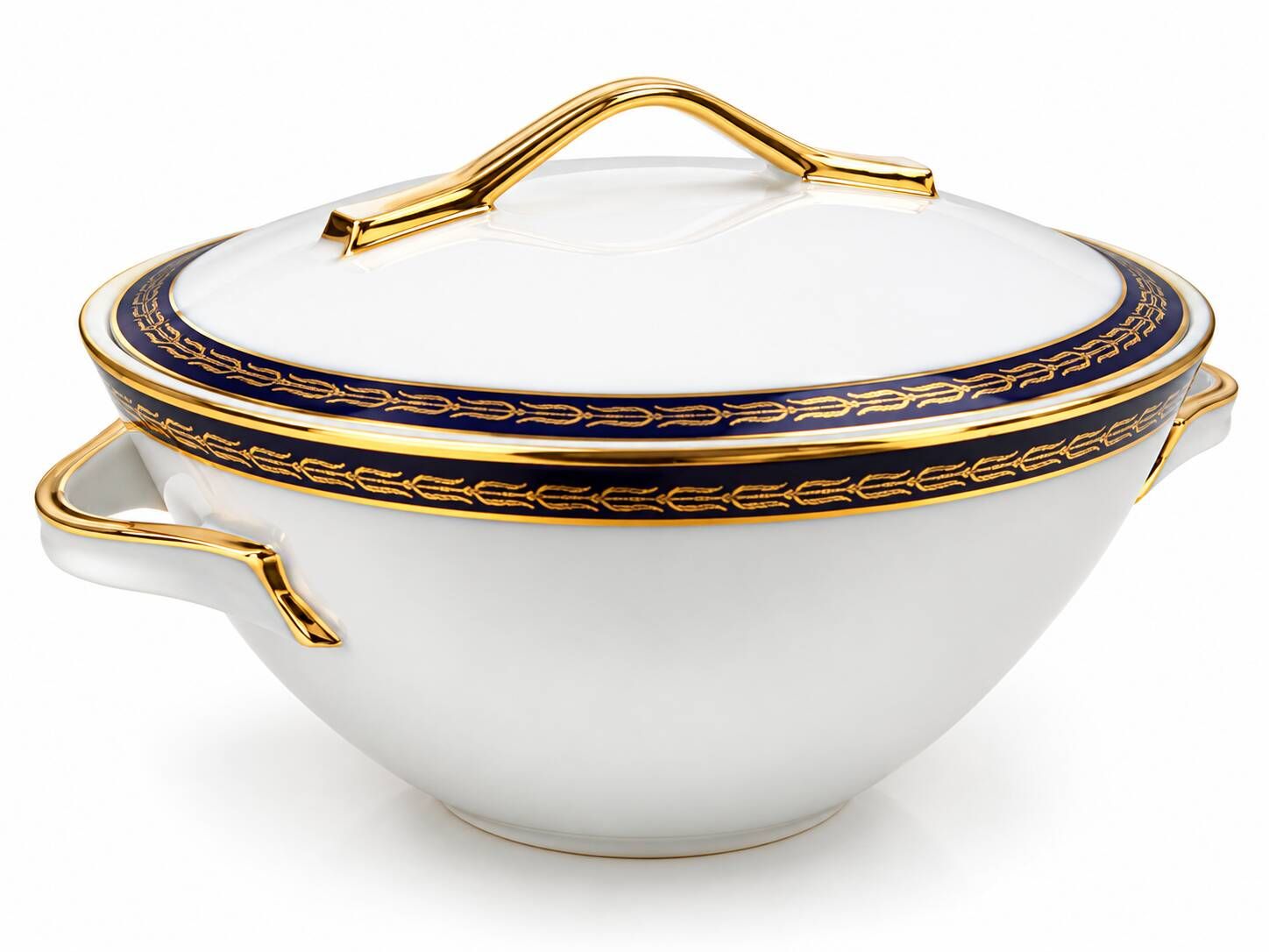 Saint-Amand Fribourg table service in midnight blue and gold, 45 pieces.