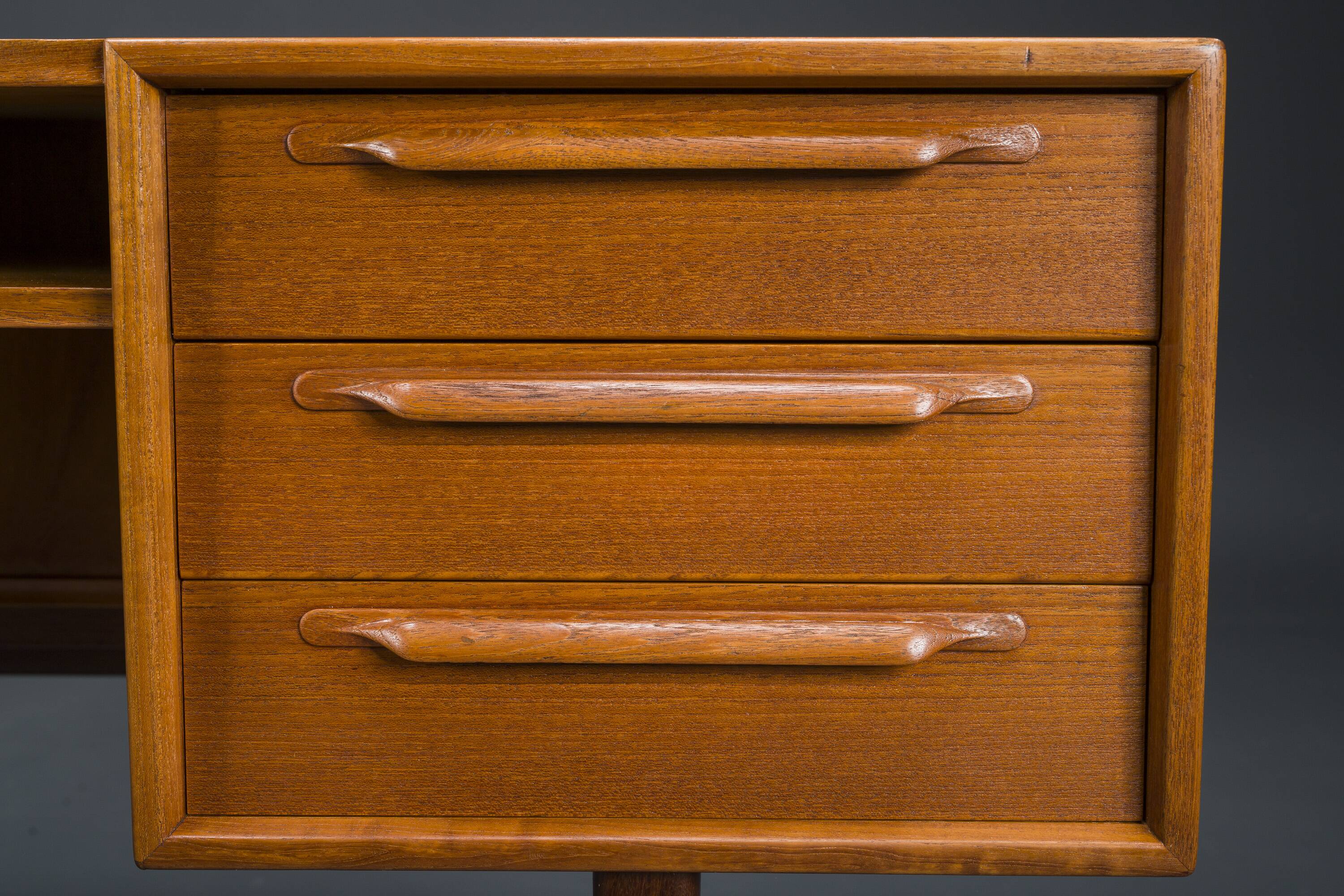 Bureau modèle Rt200 par Heinrich Riestenpatt années 1960