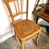 Bistro chair in light wood