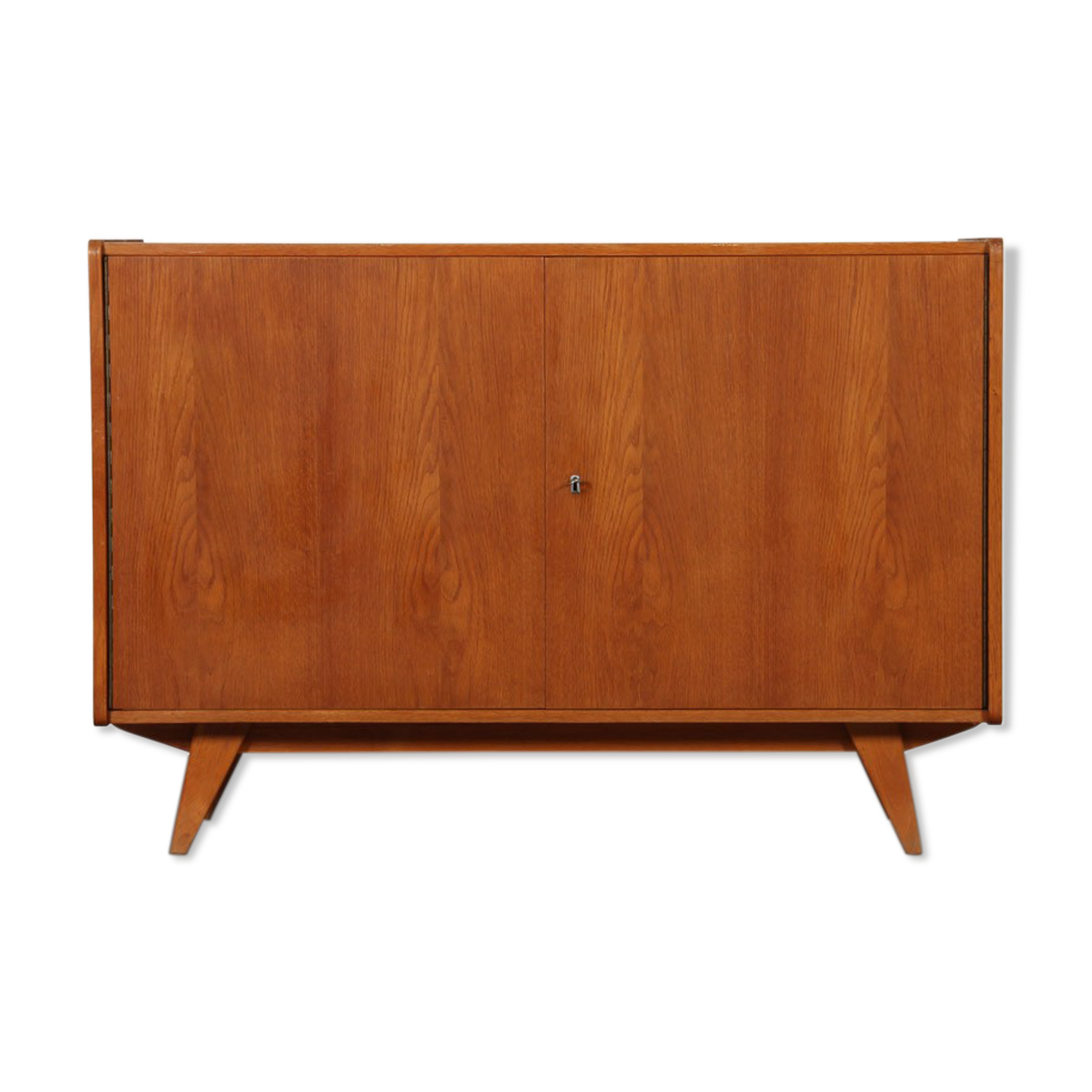 Buffet in oak by Jiroutek for Interier Praha model U-450, 1960