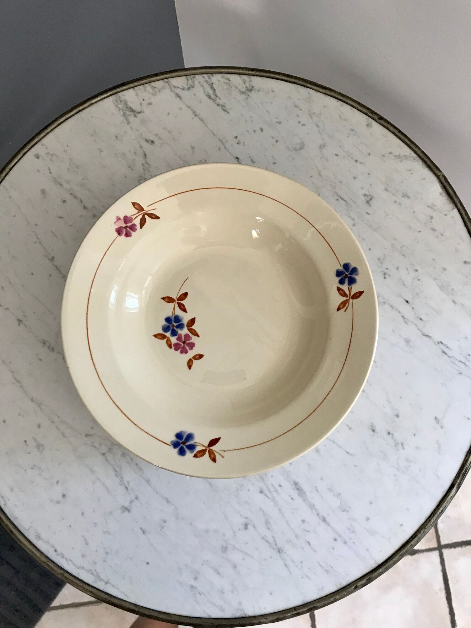 Lot of 16 plates Moulin des Loups Orchies "Germaine"