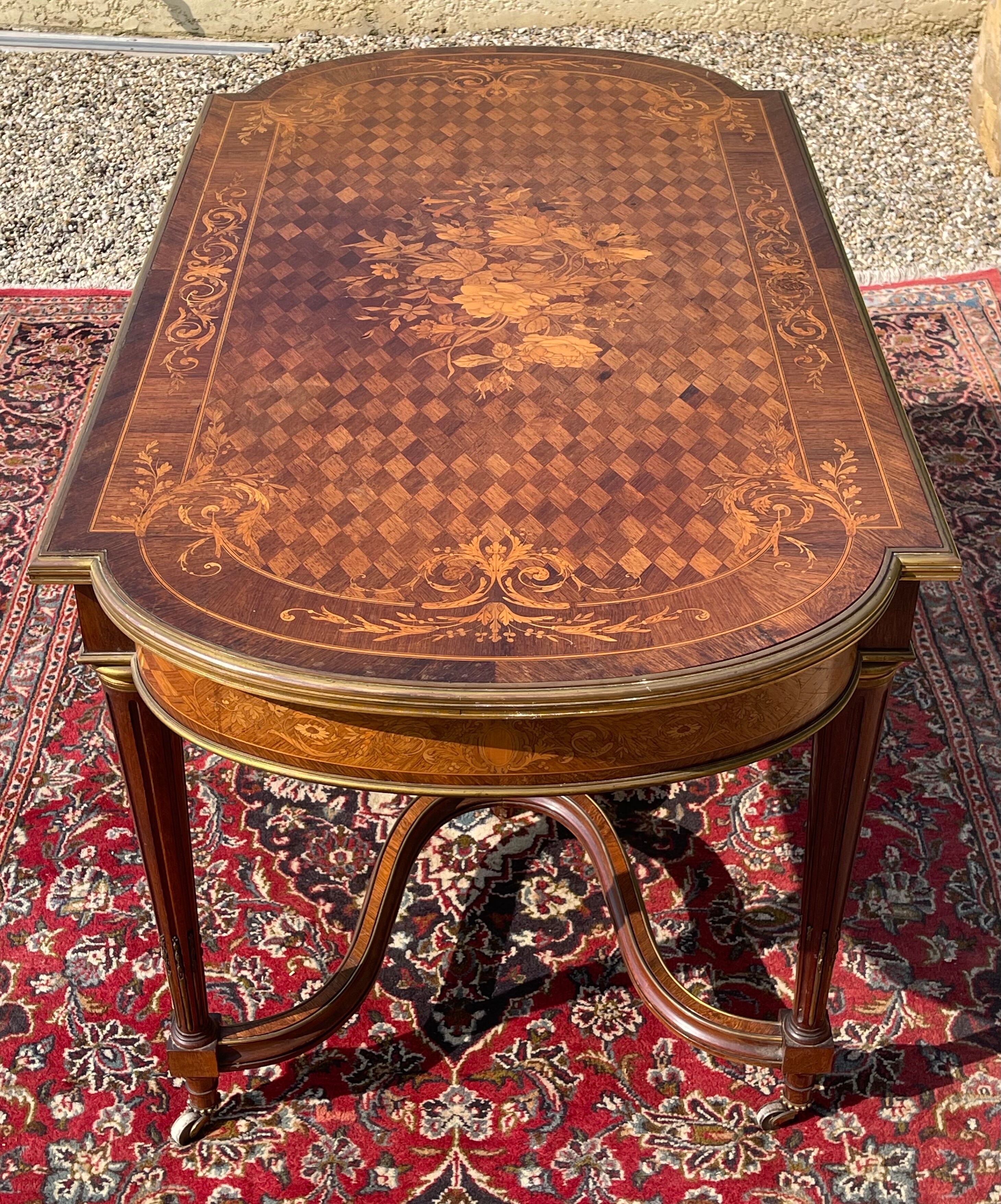 Middle Table Marquetry and Bronze Napoleon III Era - NINETEENTH