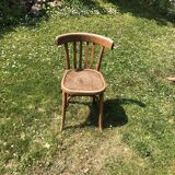 Chaises bistrot fabriquée en Estonie