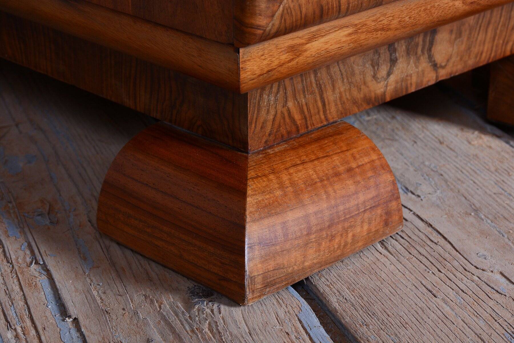 Art Deco Writing Desk in Mahogany and Walnut, 1920s