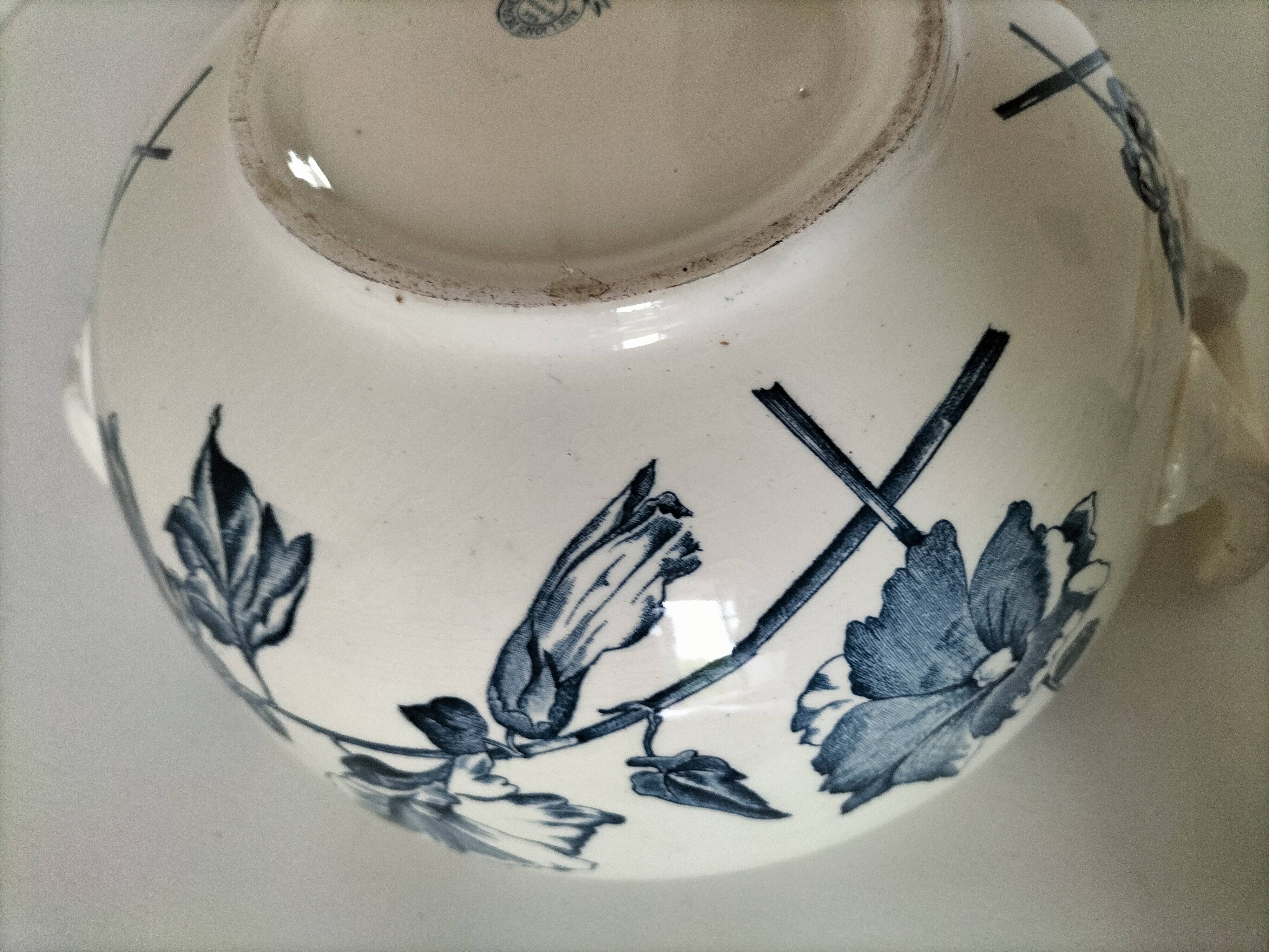 Lion Soup Tureen – Blue-grey Hollyhocks 1890-1920