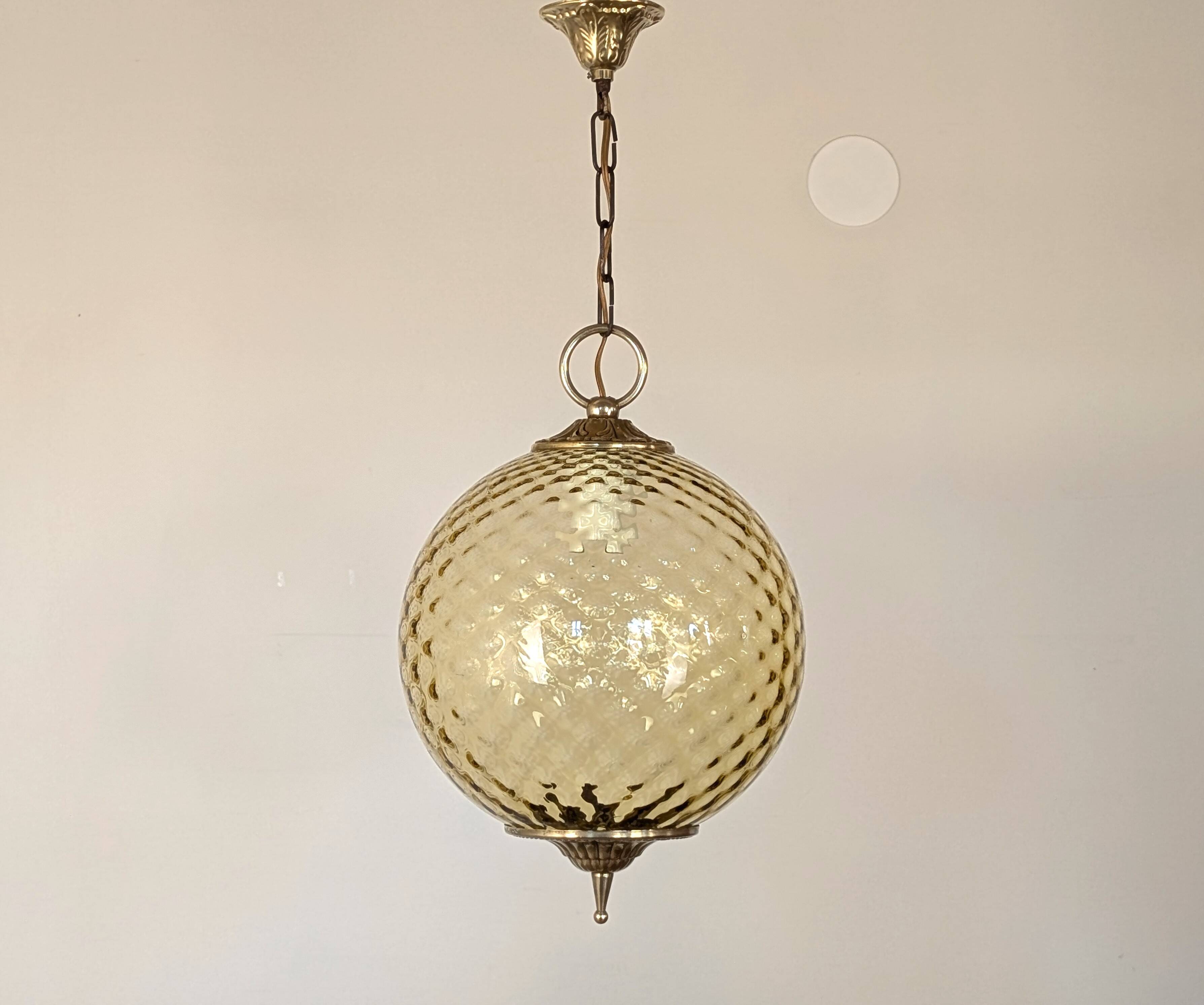 Amber glass pendant light