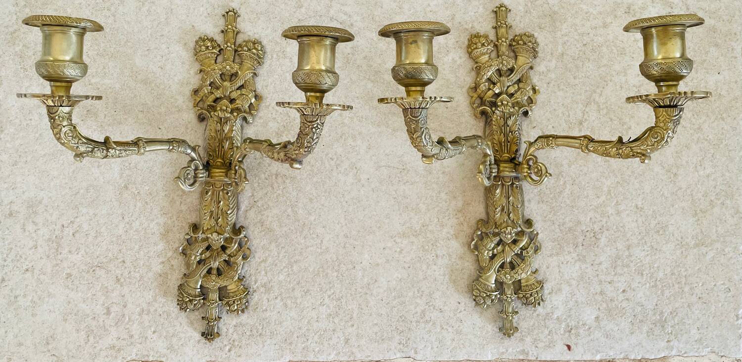 Pair of antique wall sconces in bronze - Louis XVI style / Saying