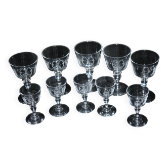 Set of 10 Art Nouveau glasses.
