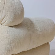 Elegant Italian lounge chairs in cream coloured fabric, 1970s