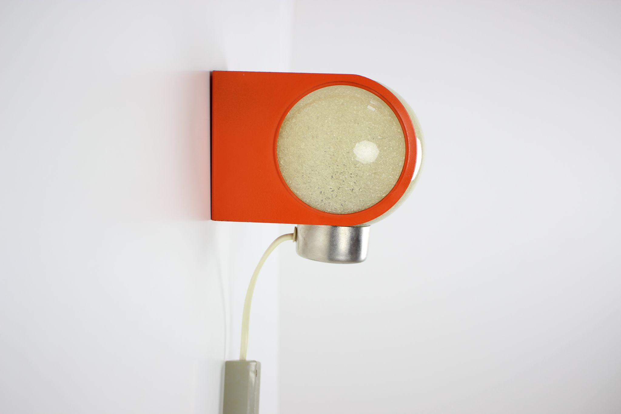 Mid-century wall lamp/ Pokrok Žilina, 1970's.