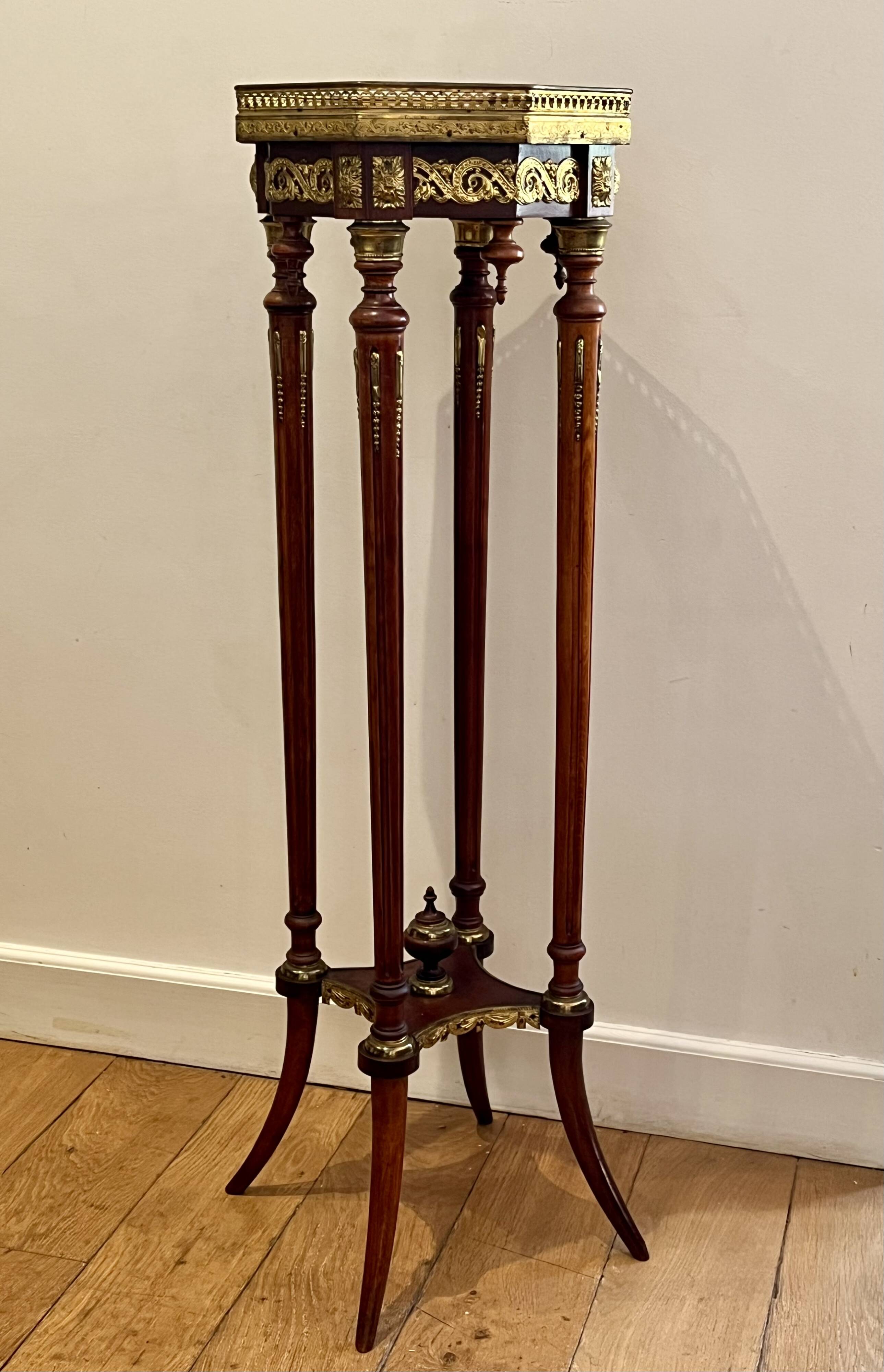 Selette/ Console acajou - Style Louis XVI