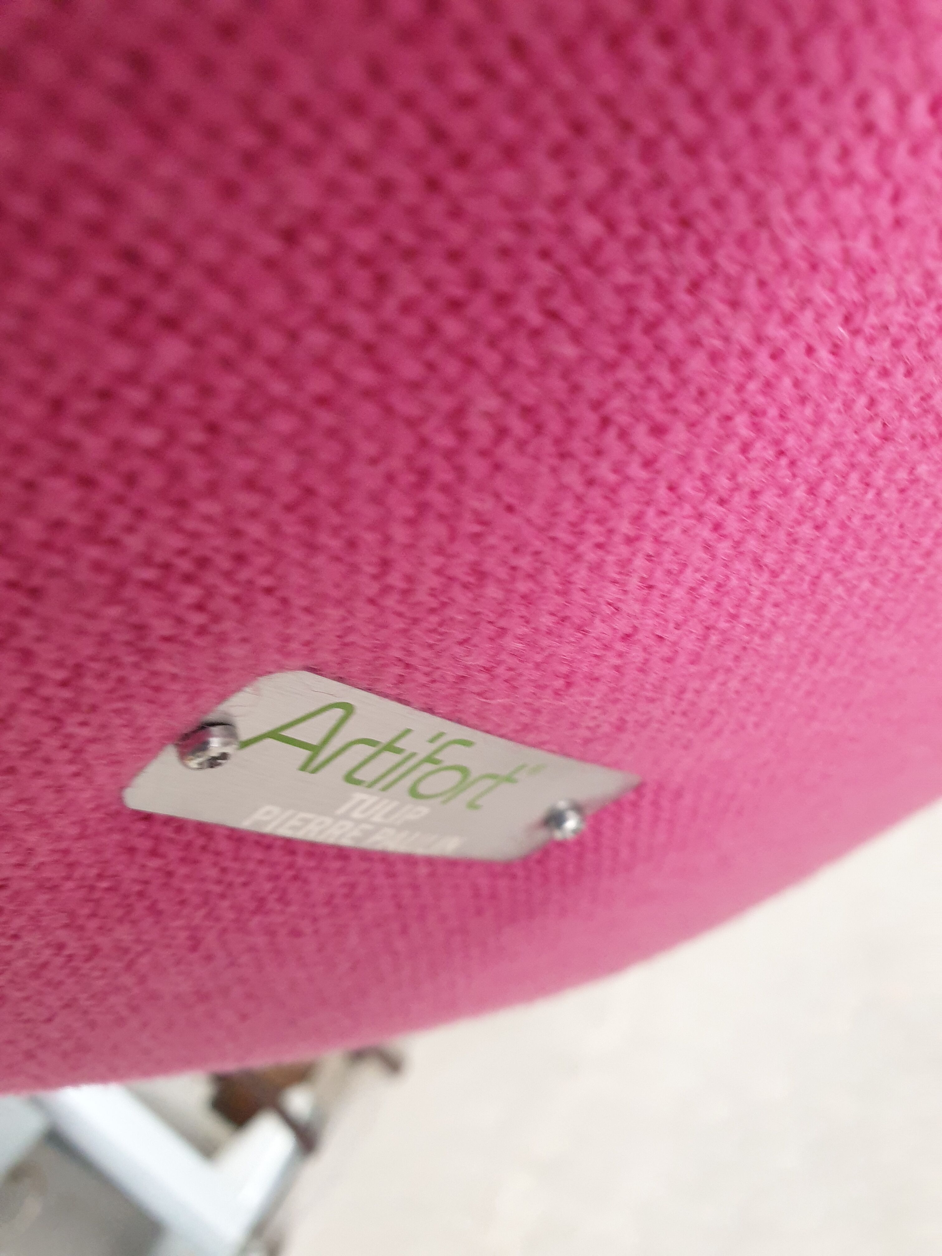 Little Tulip by Pierre Paulin for Artifort