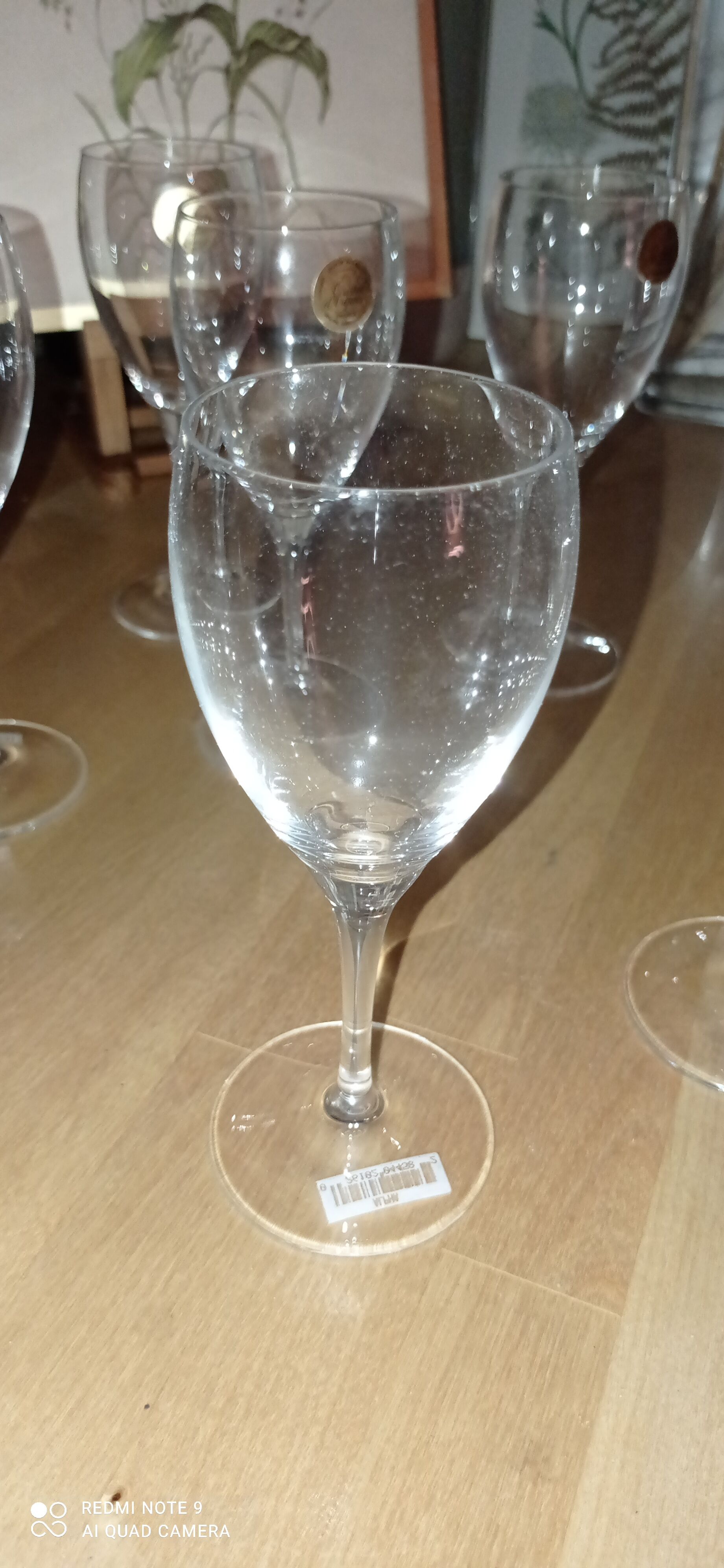 6 crystal wine glasses