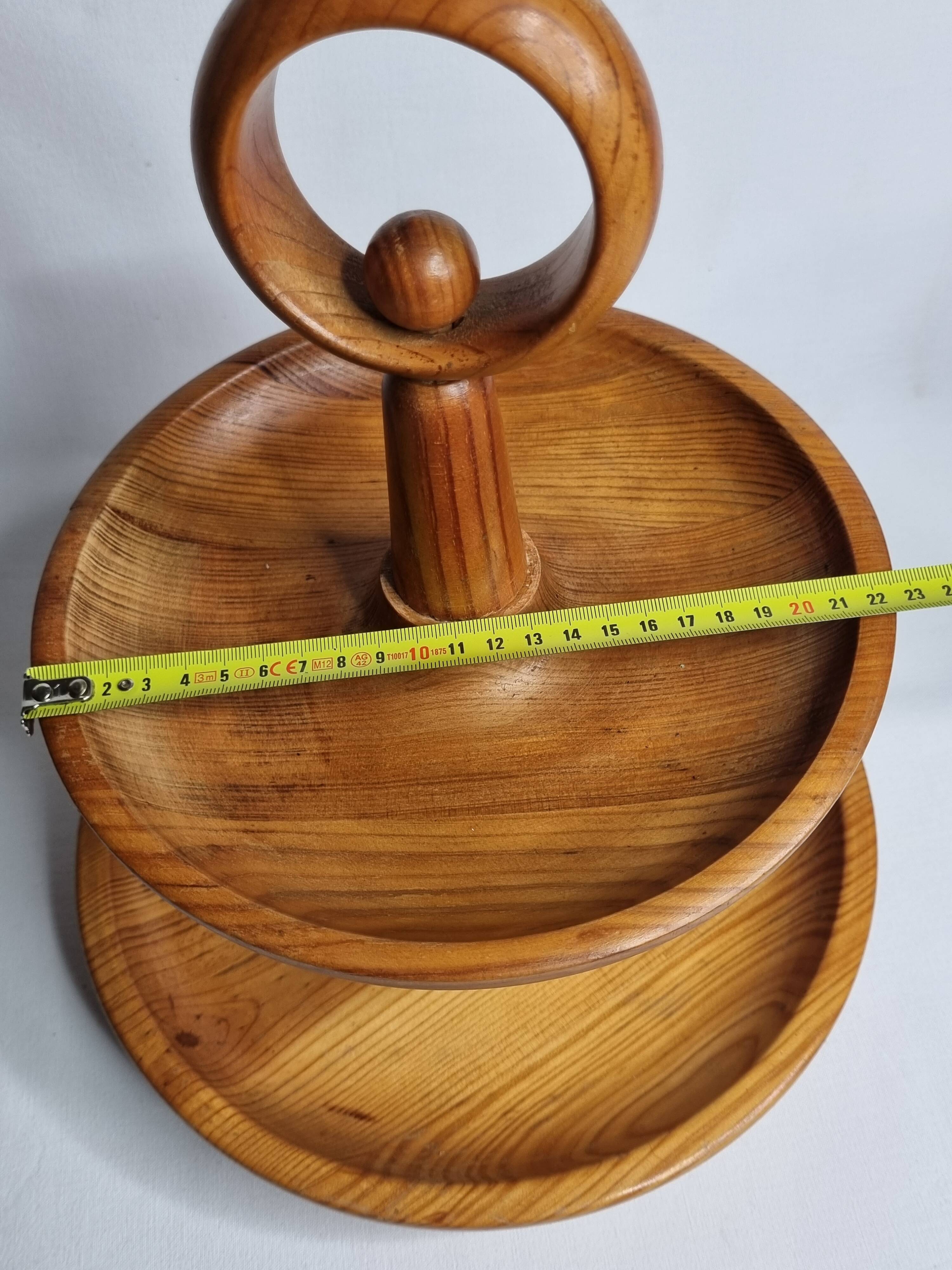Fruit bowl with two trays in turned wood design