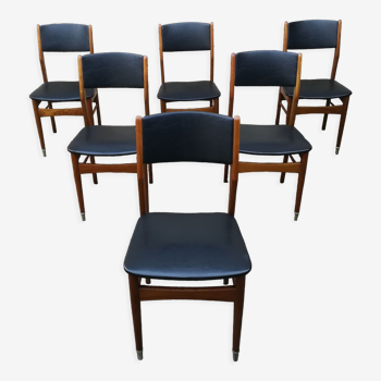 Scandinavian chairs in skaï