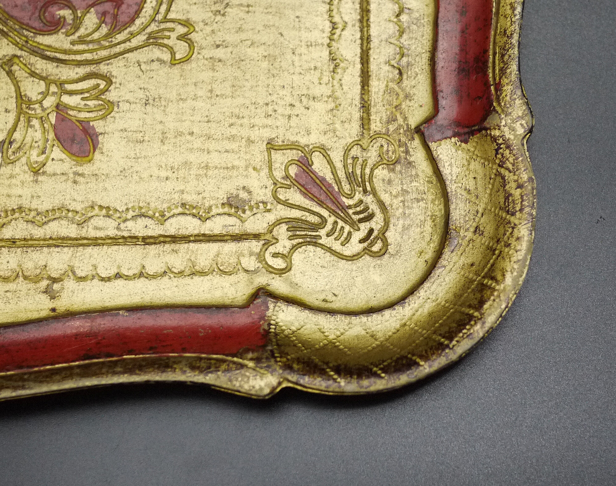 Florentine tray in resin painted with the hand of rectangular shape