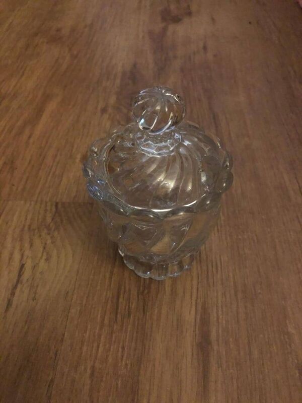 Pot à confiture/pot à moutarde/pot à miel en cristal Baccarat des années 1980 avec couvercle, modèle Bamboo