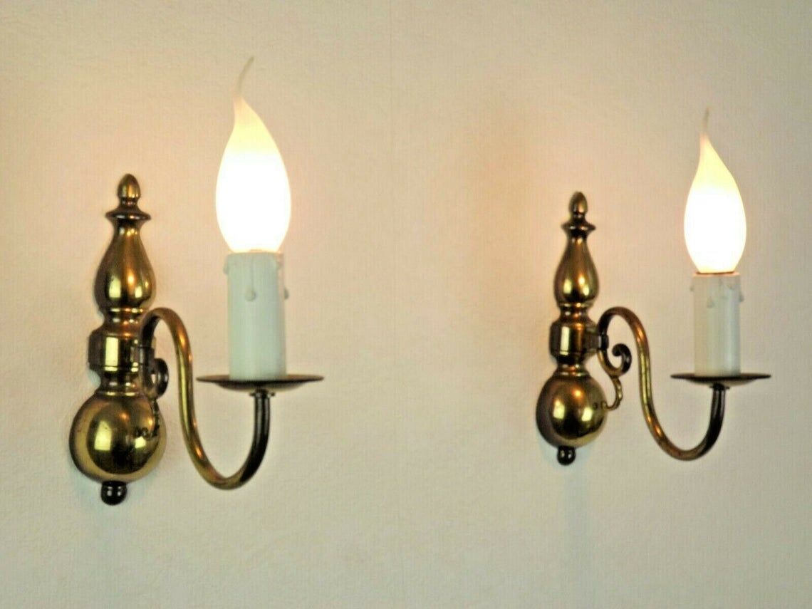 Pair sconces