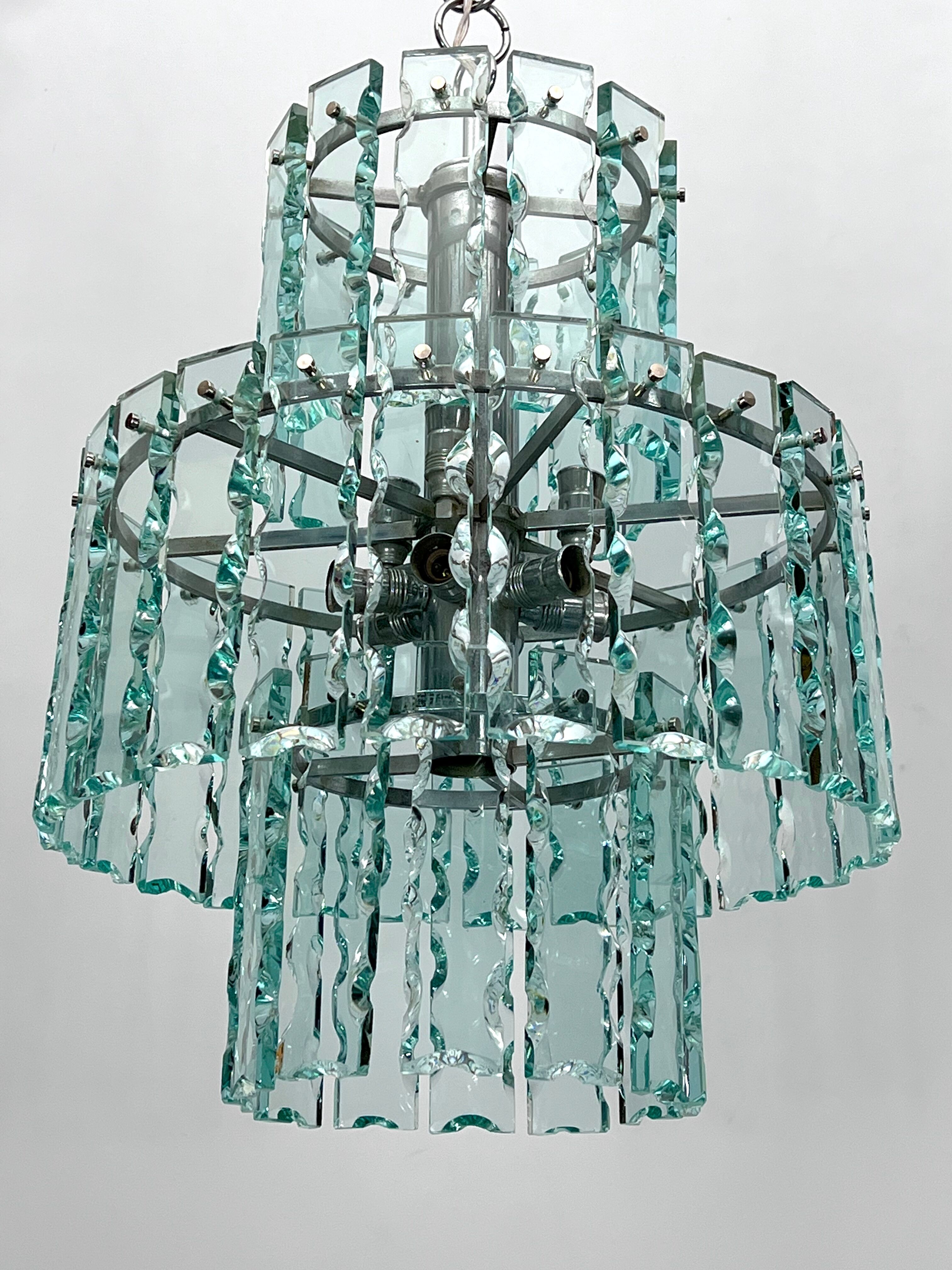 Italian cut glass chandelier by Zero Quattro. 1970s