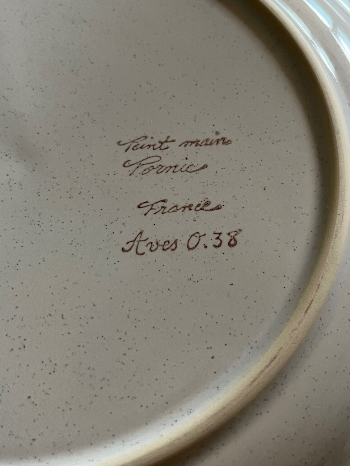 Assiette en grès faite main décor oiseau