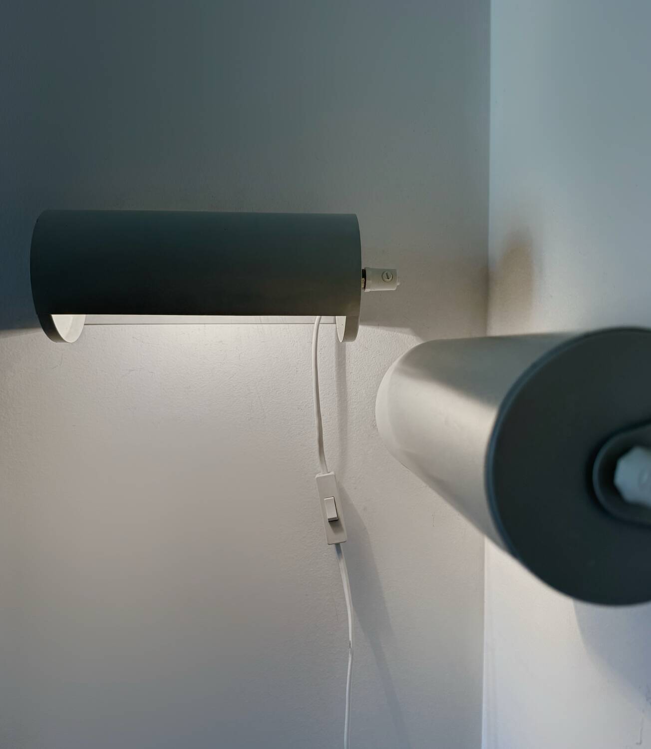 IKEA Lod V413 wall lights from the 1980s.