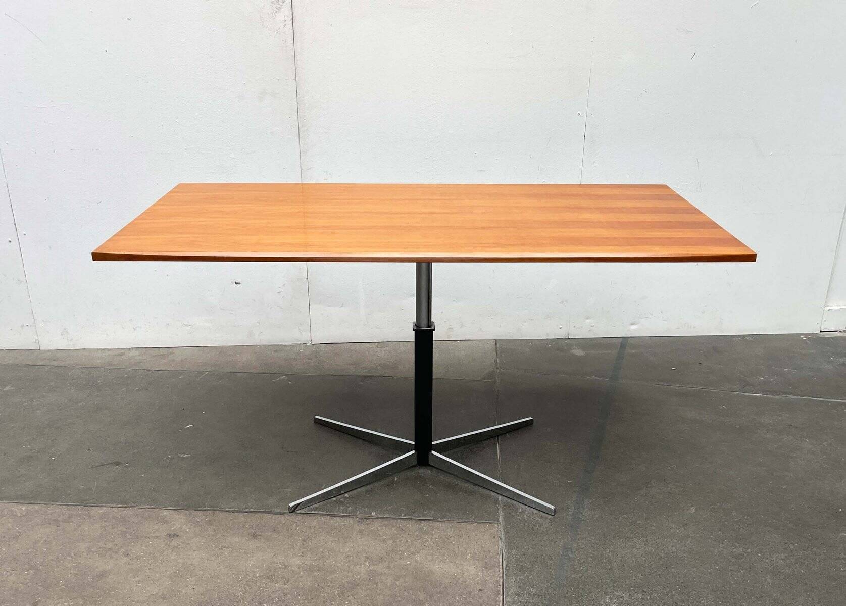 German adjustable dining table in mid-century style by J.M. Thomas for Wilhelm Renz, 1960s