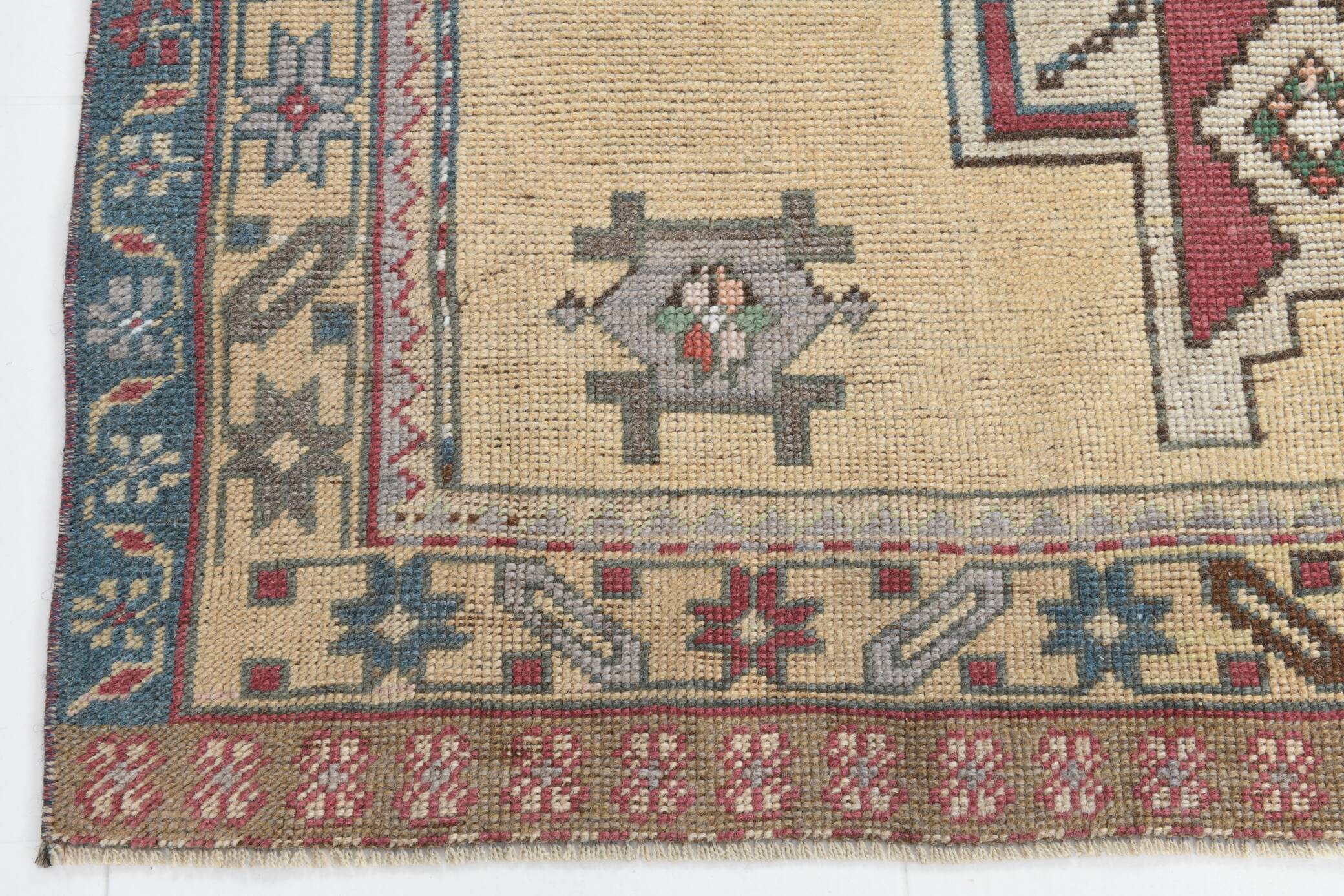 Persian Burgundy & Sand Beige Oriental Vintage Rug, 140x211Cm