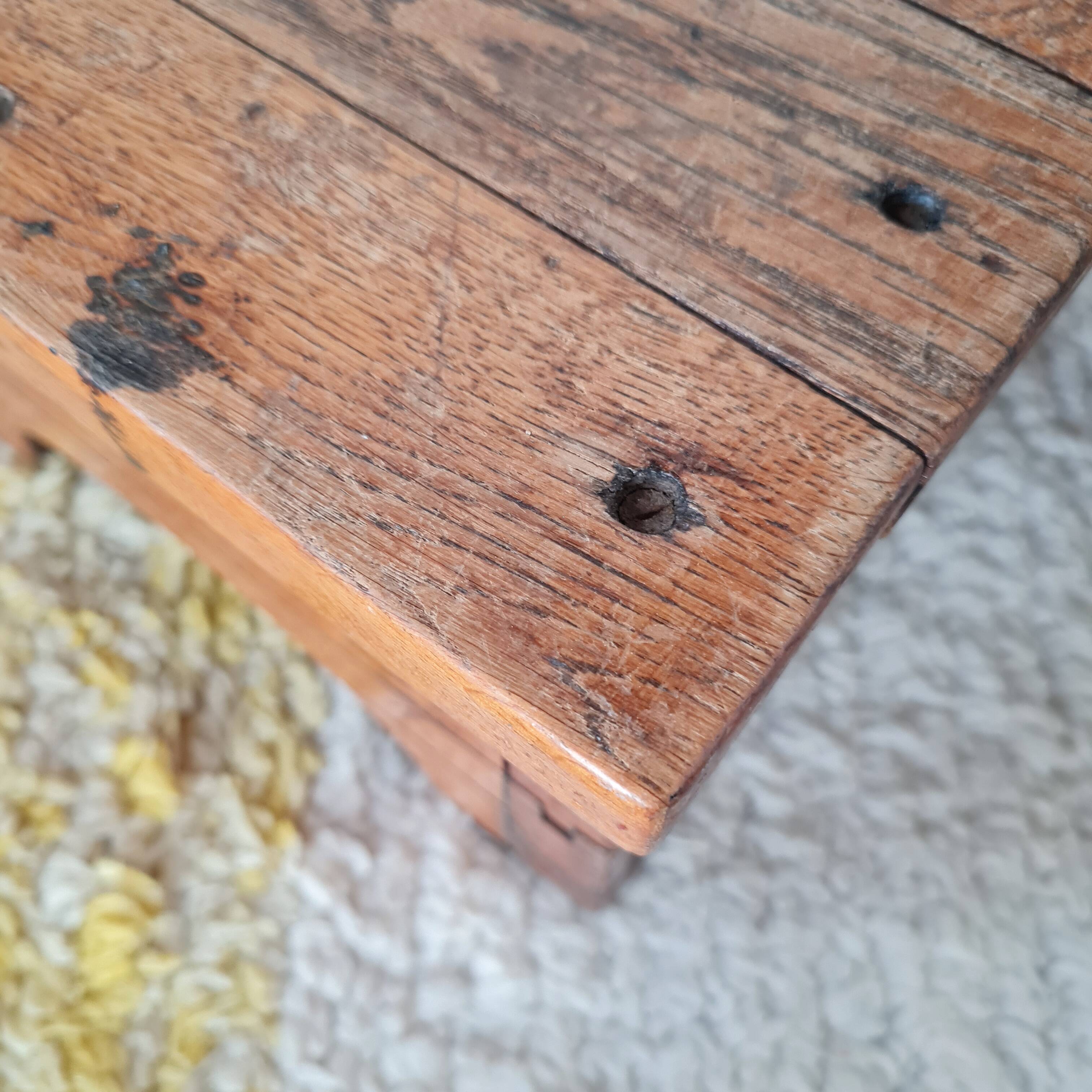 Mini banc de métier ou repose-pieds vintage