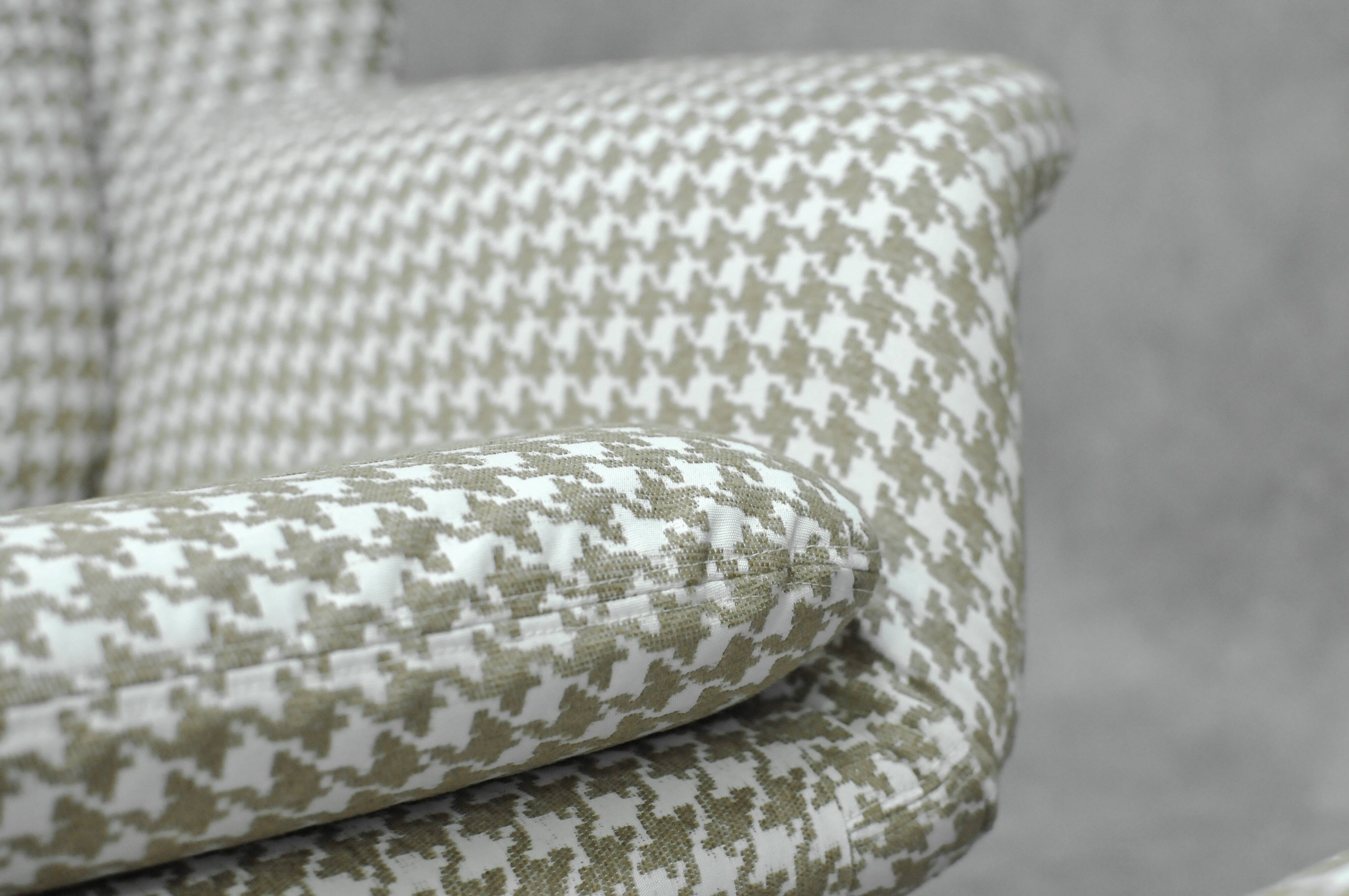 Boconcept Hamilton chair +footstool