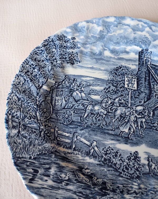 6 assiettes plates anglaises Bursley ''The Posthouse