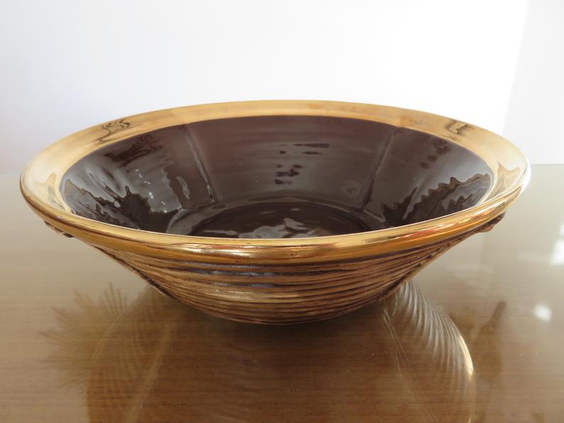 Ceramic basket with rattan and brass in the 70s