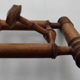 Retractable vintage hook