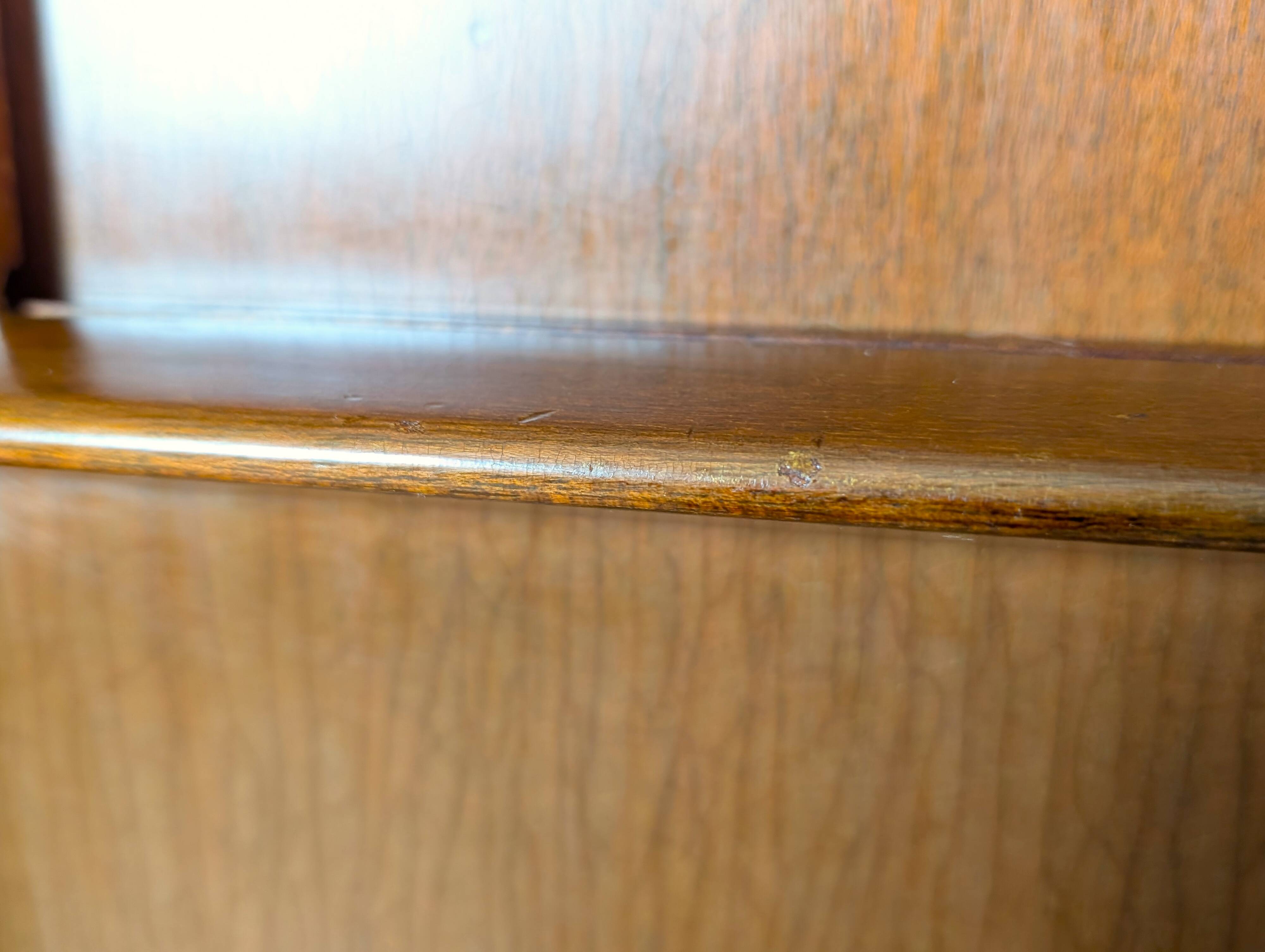 Oscar sideboard/display cabinet