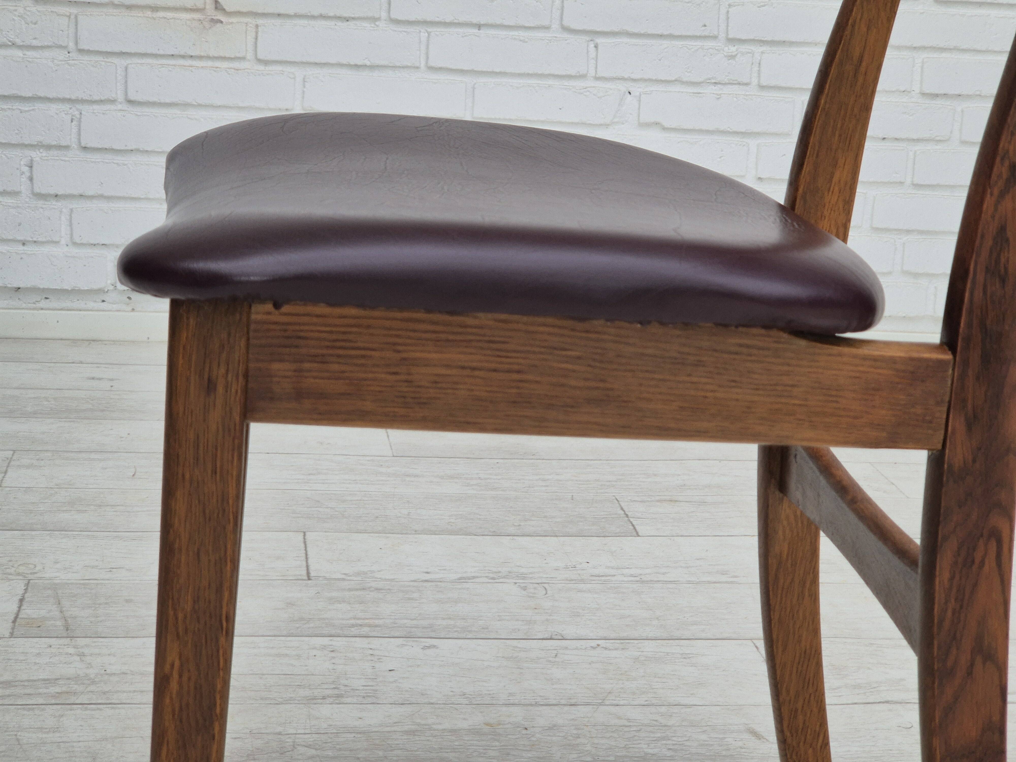 1960s, set of 6 Danish dinning chairs, solid oak wood, reupholstered.