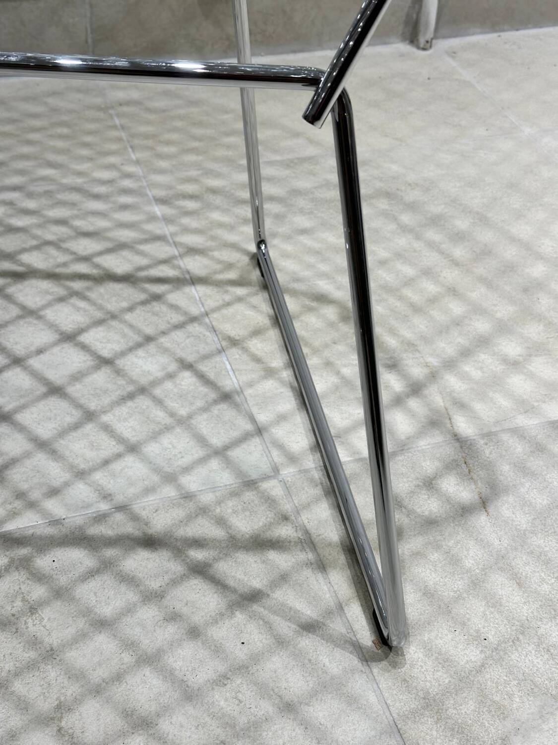 Knoll diamond armchair by Bertoia