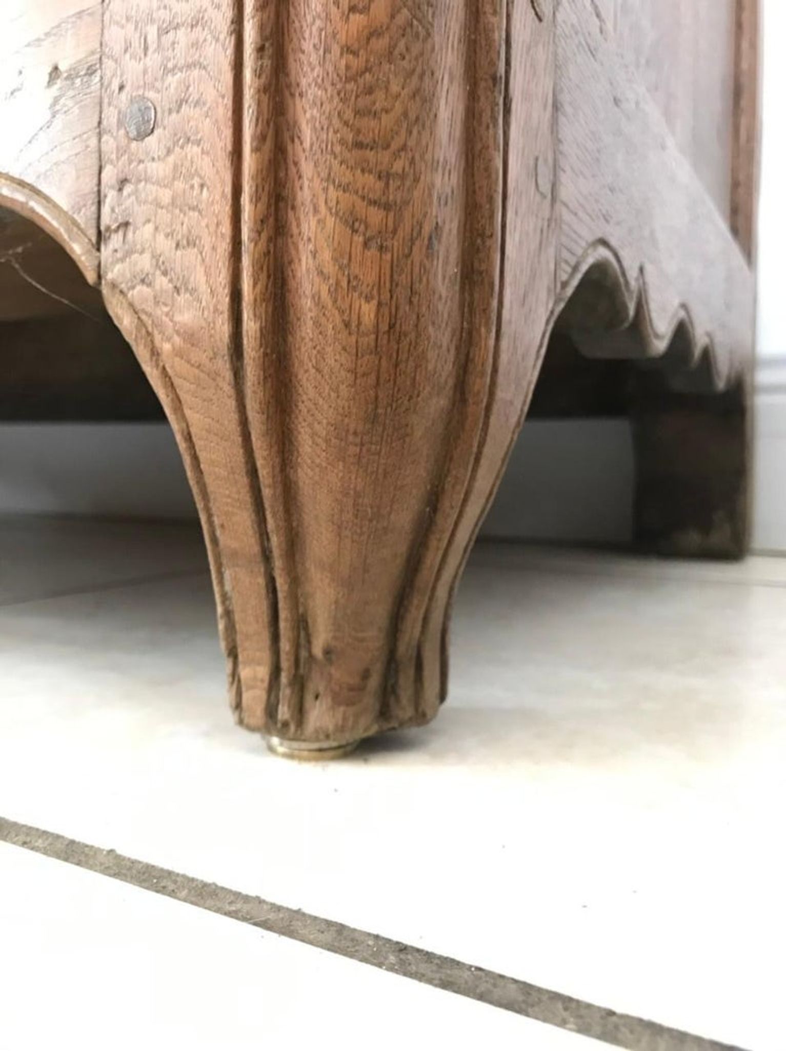 Louis XV chest of drawers in light oak 18th century
