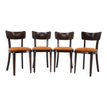 Ensemble de quatre chaises de salle à manger restaurées des années 1950, Tchécoslovaquie