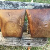 A series of 4 mahogany chairs with 19th th eme leather patties in good condition