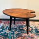 Table basse palette de peintre et pieds compas
