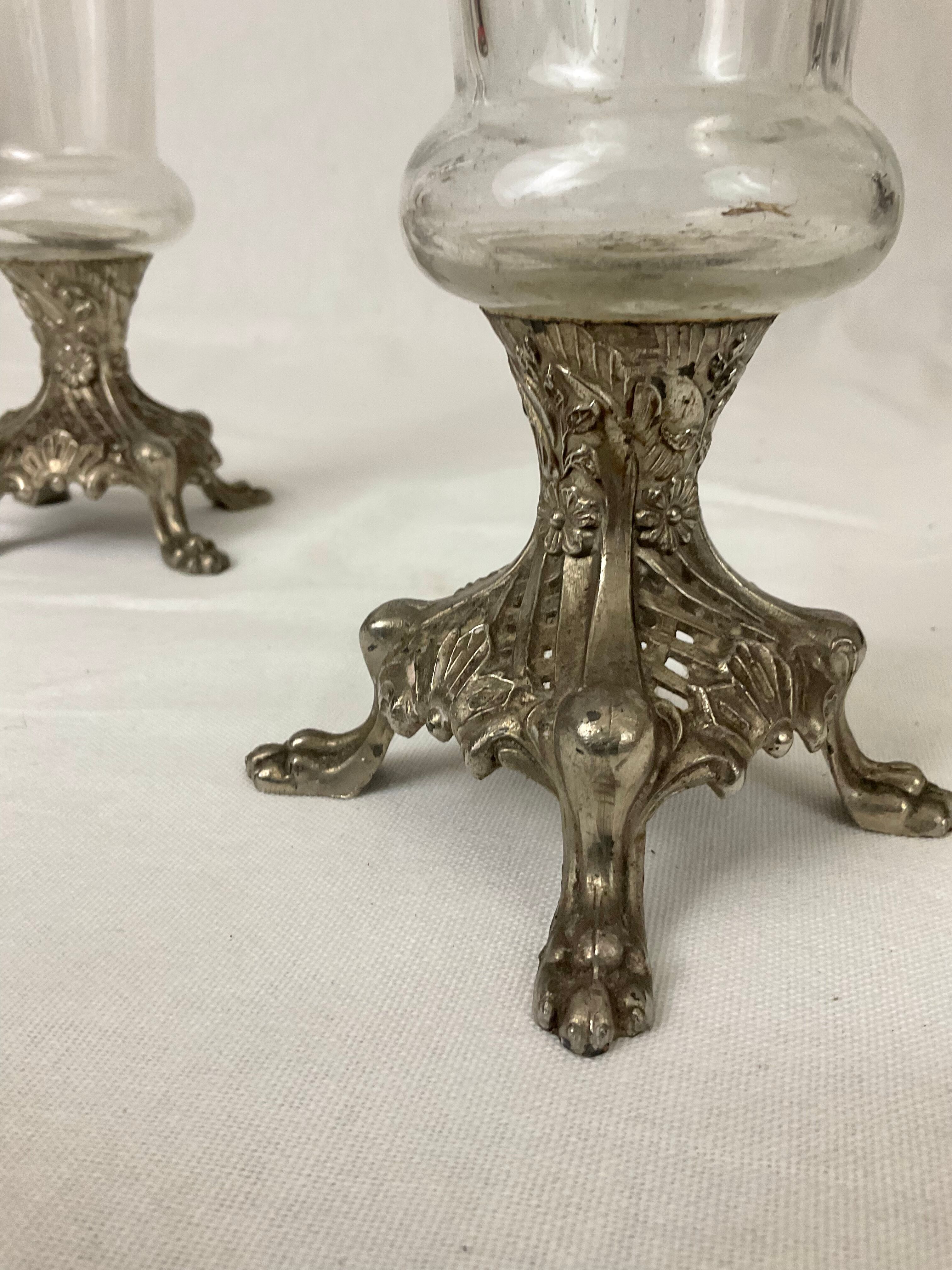 Pair of glass soliflore vases in glass enamelle foot claw in regulates napoleon III