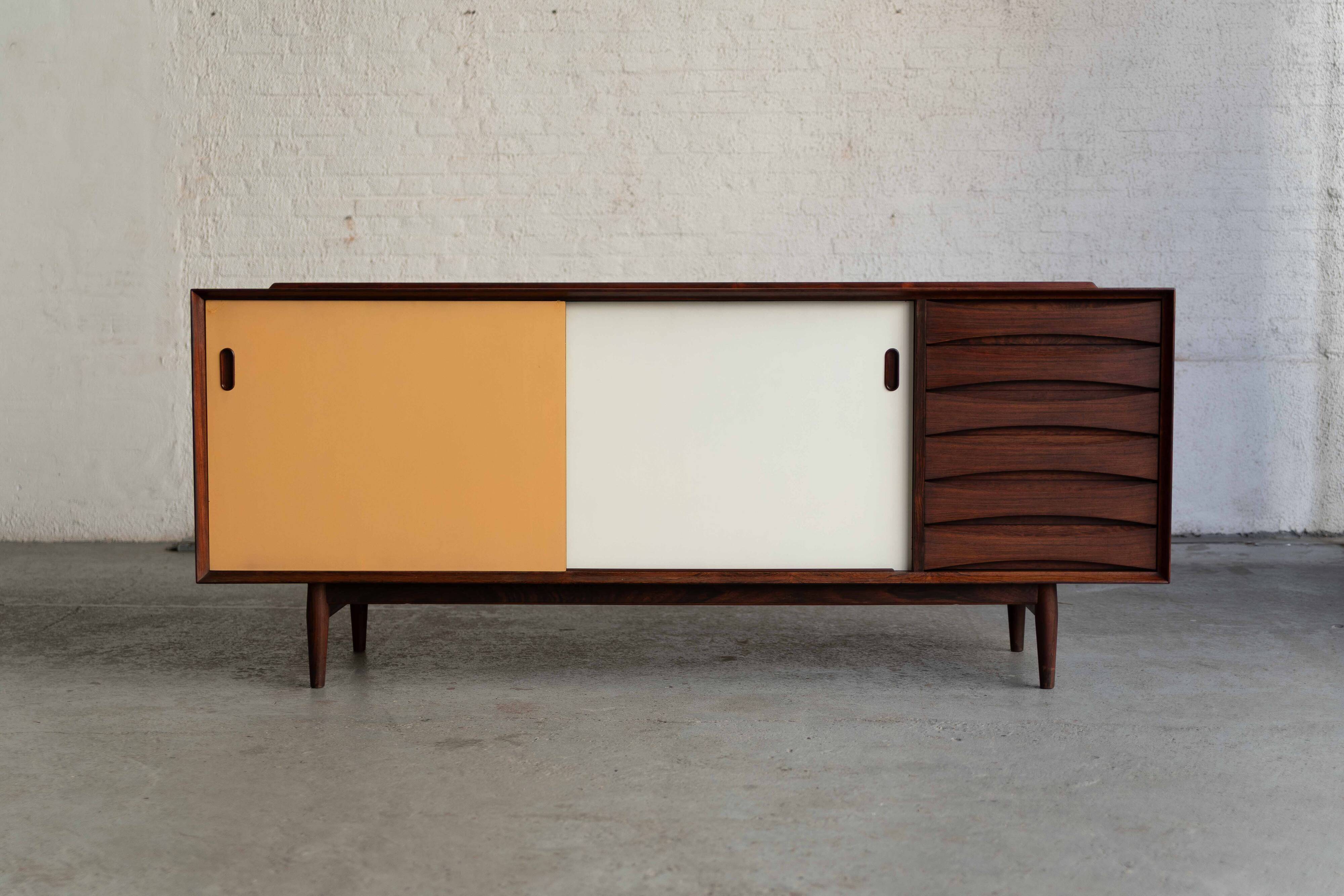 Sideboard 'OS 29' by Arne Vodder