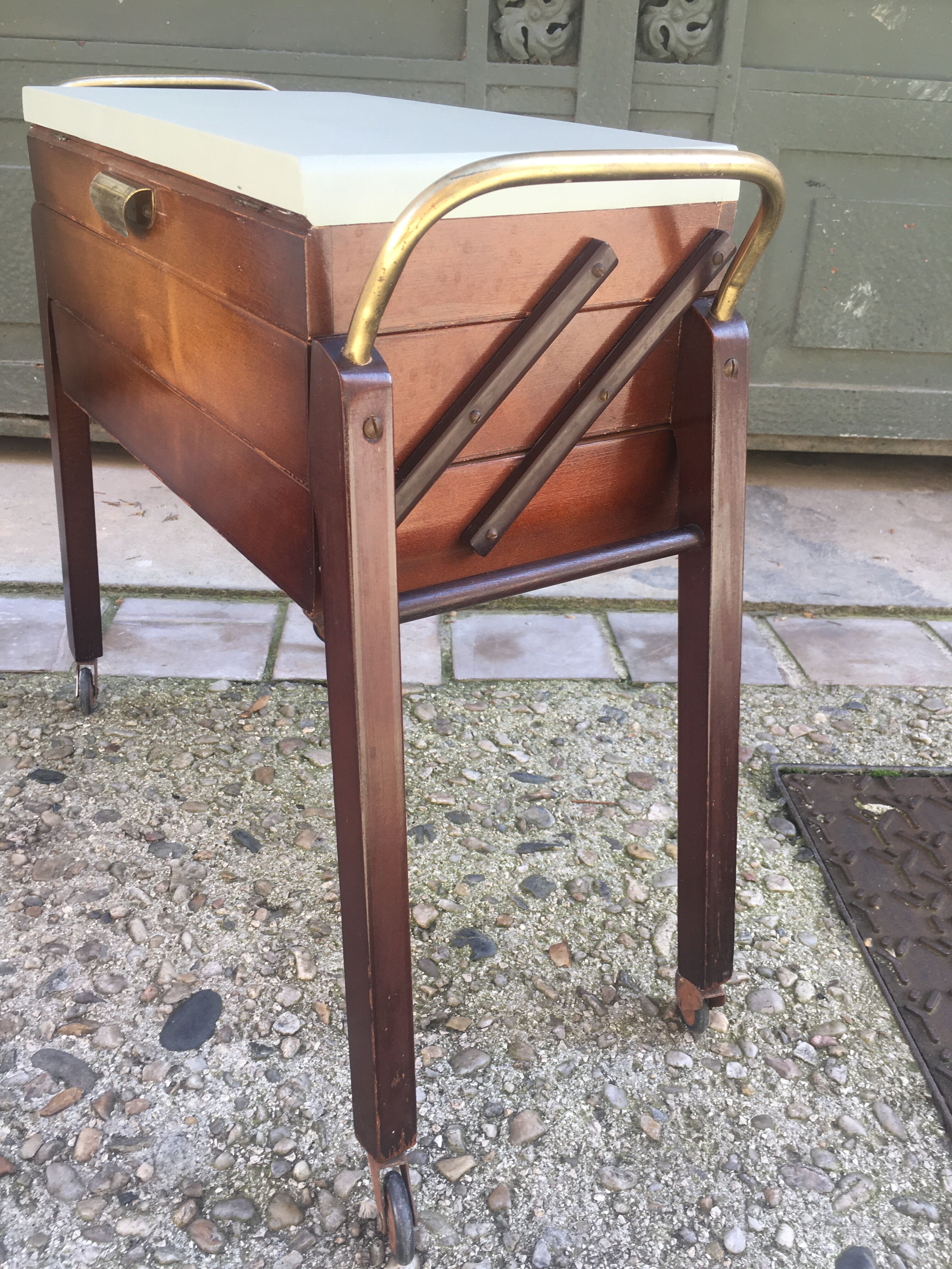 Wooden worker 3 compartments