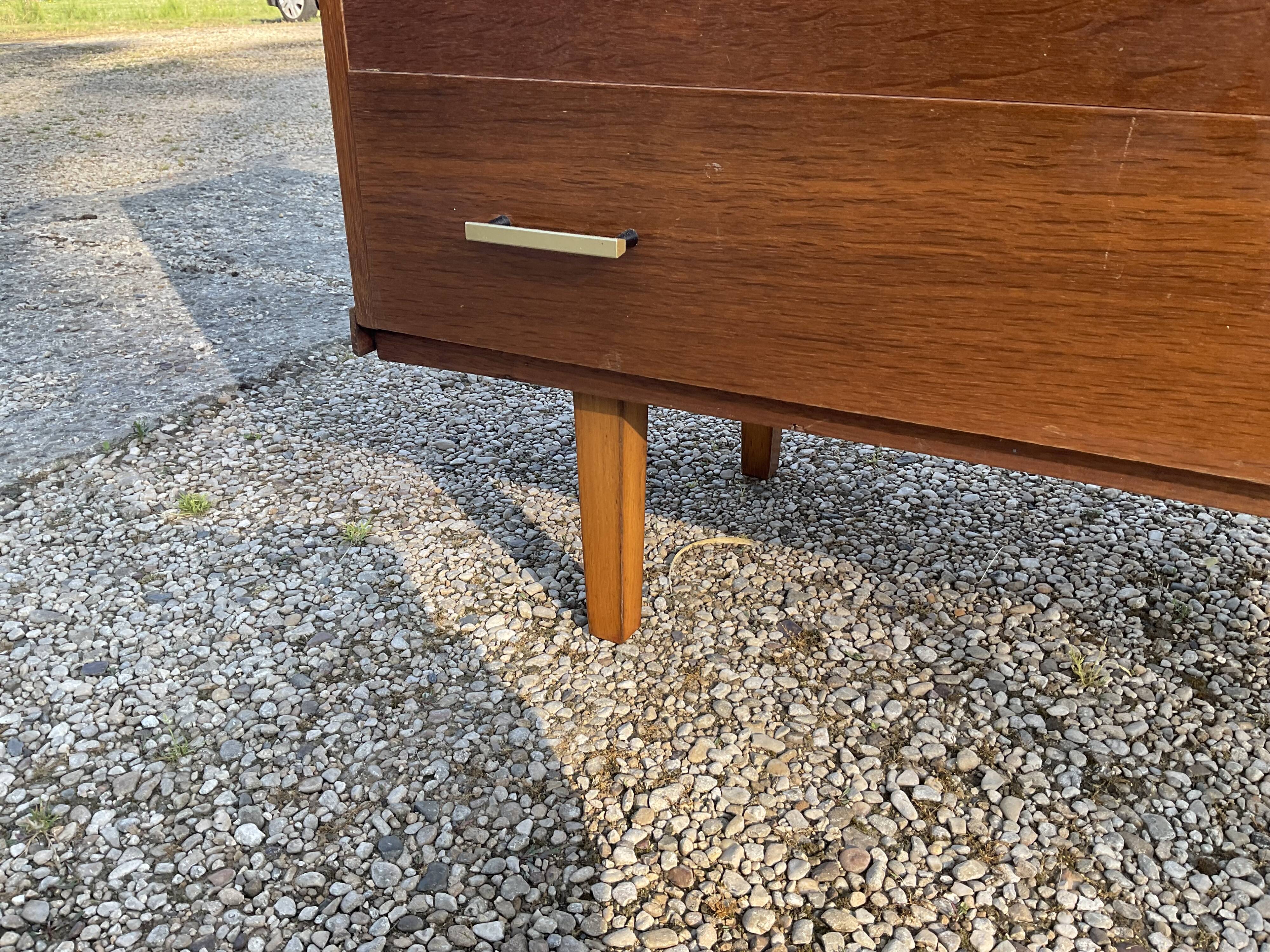 Commode vintage