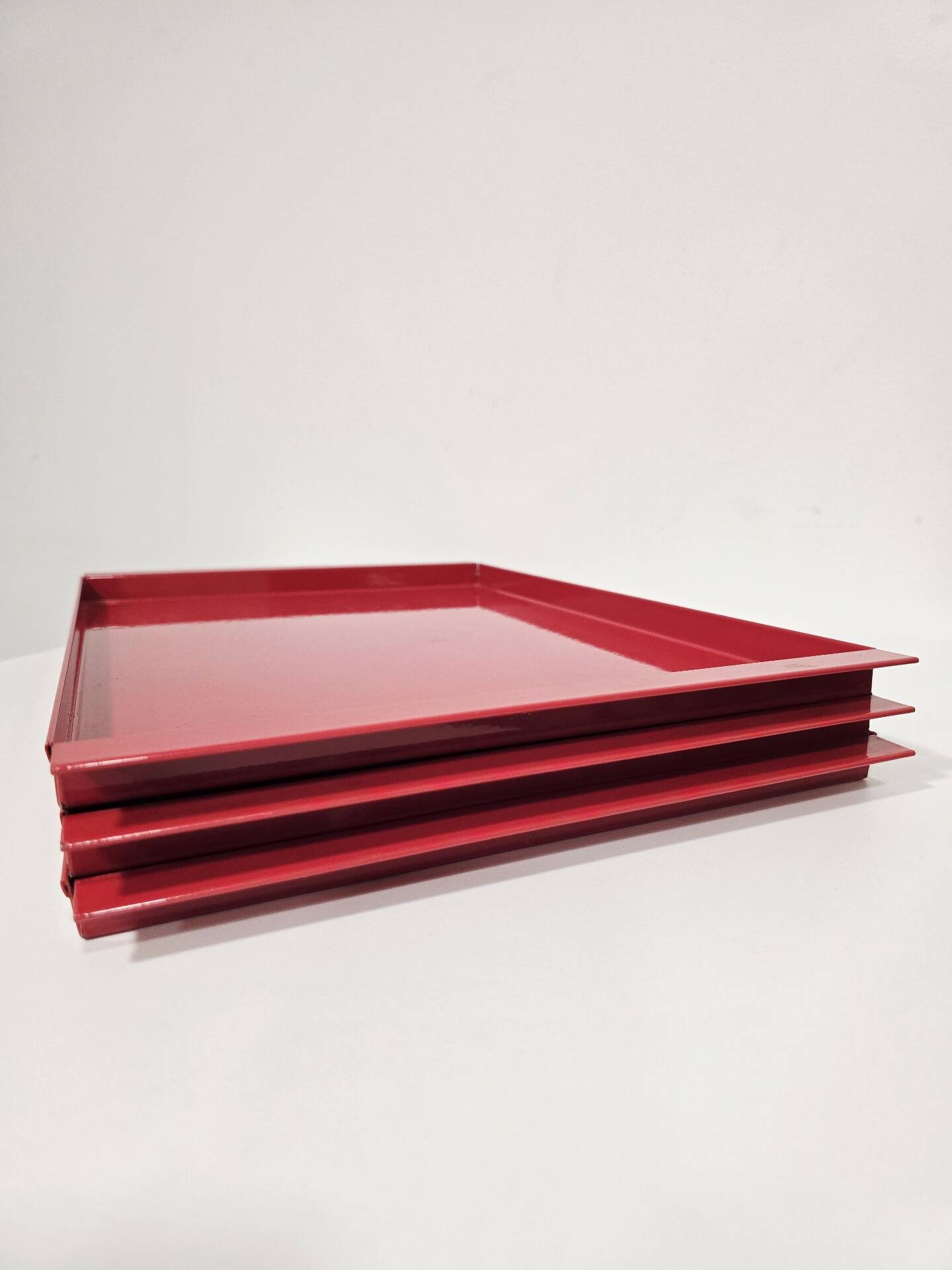 Vintage Italian Red Metal Trays / Mid-Century Modern Decorative Servin