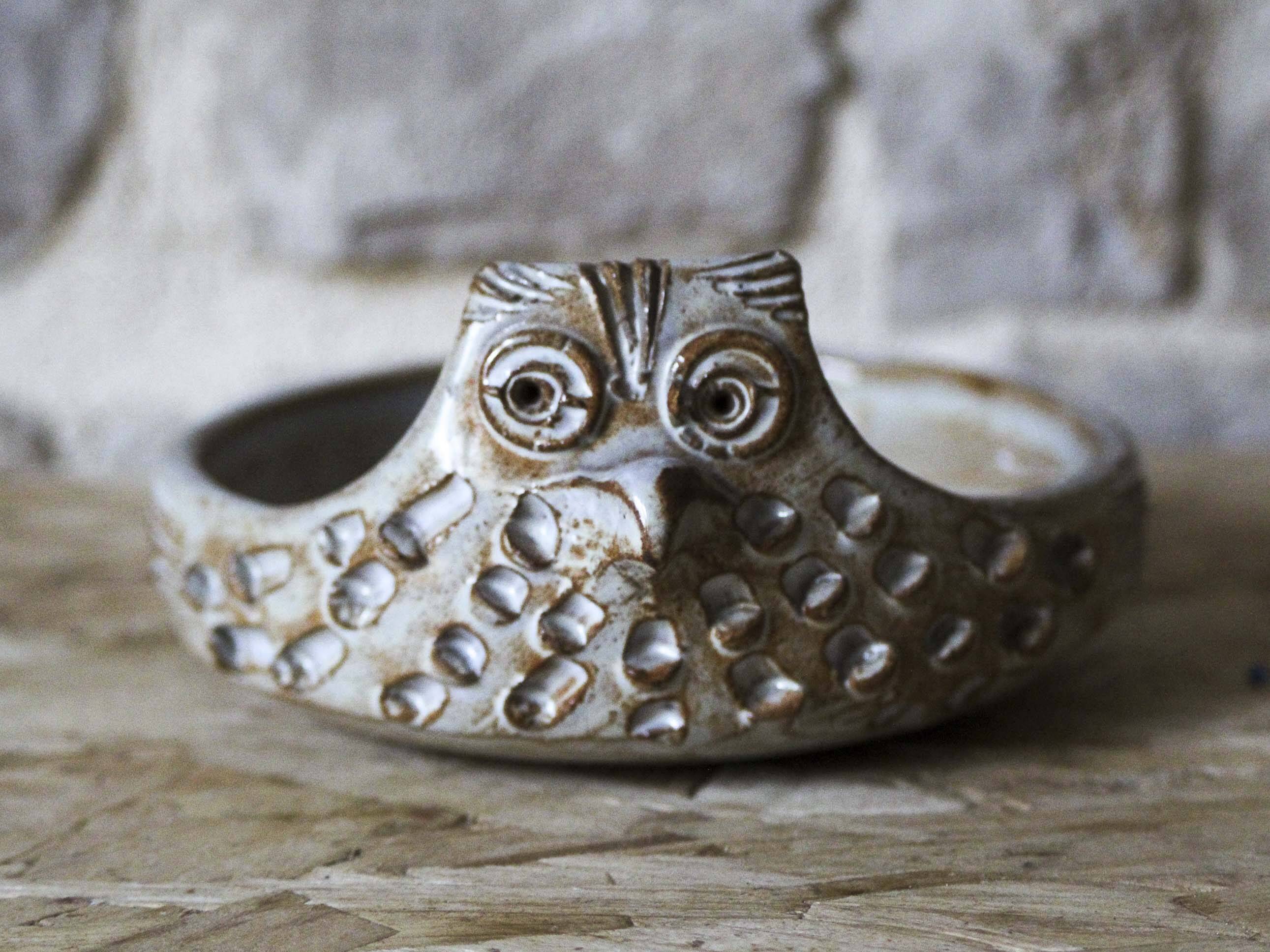 Empty ceramic owl pocket Jean-François Descombes Flayosc