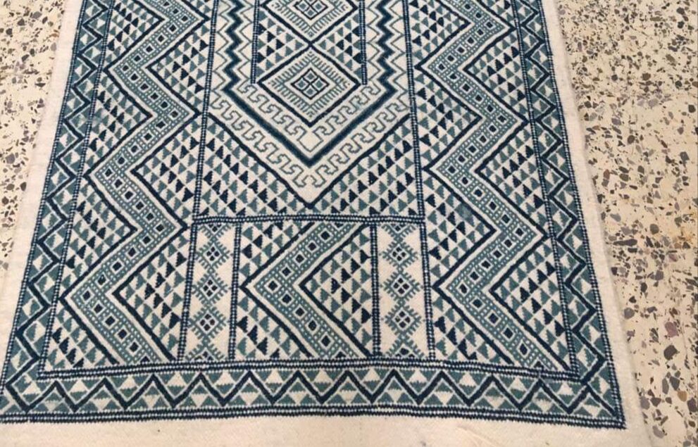 Hand-woven margoum rugs in pure wool