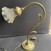 Table lamp – Golden brass and molded glass